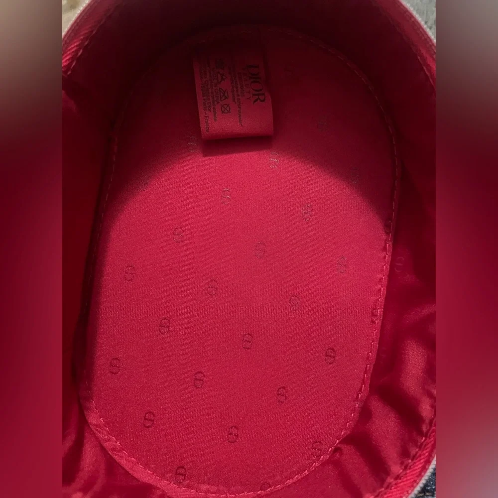 New w/Box Dior Red GWP Patent Hard Sided Makeup Case/ Clutch - Picture 6 of 7